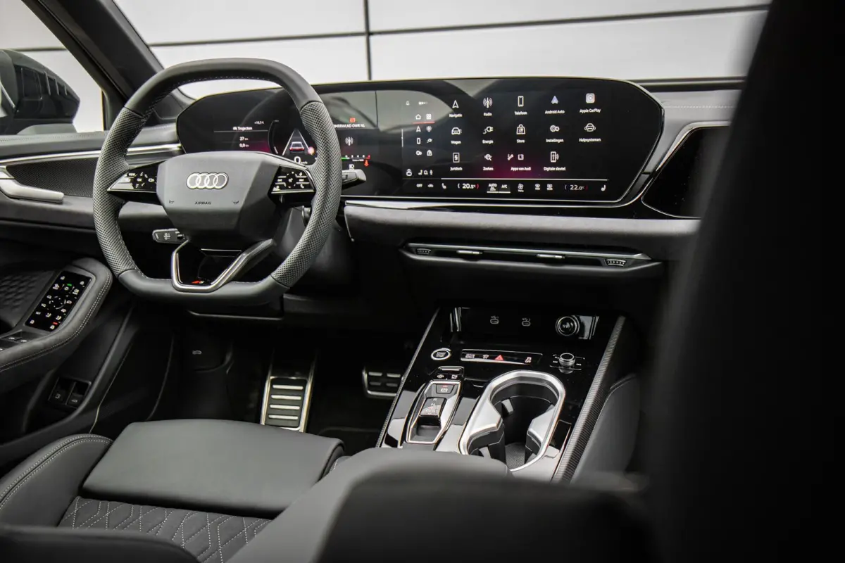 2.0 e-hybrid 299pk quattro Edition One | S-Line In- & Exterieur | 21"  Velgen