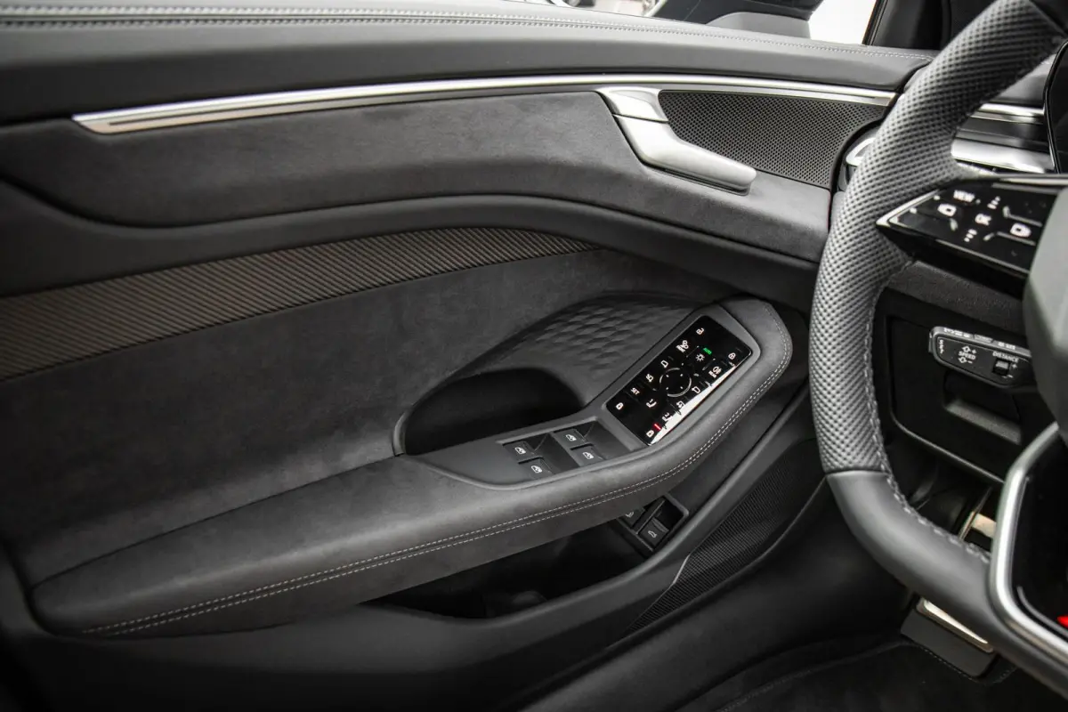 2.0 e-hybrid 299pk quattro Edition One | S-Line In- & Exterieur | 21"  Velgen