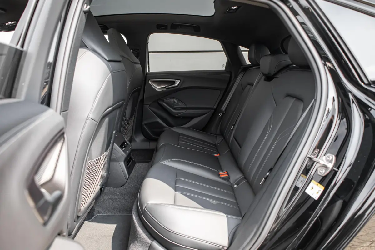 Limousine 2.0 367pk quattro S edition Competition | B&O 3D Premium | Carbon Inleg