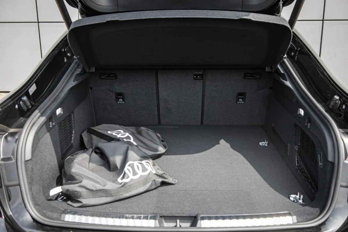 Limousine 2.0 367pk quattro S edition Competition | B&O 3D Premium | Carbon Inleg