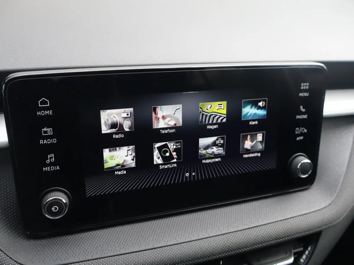 1.0 TSI 95pk Business Edition | Android Auto / Apple CarPlay | Verwarmbare Voorstoelen