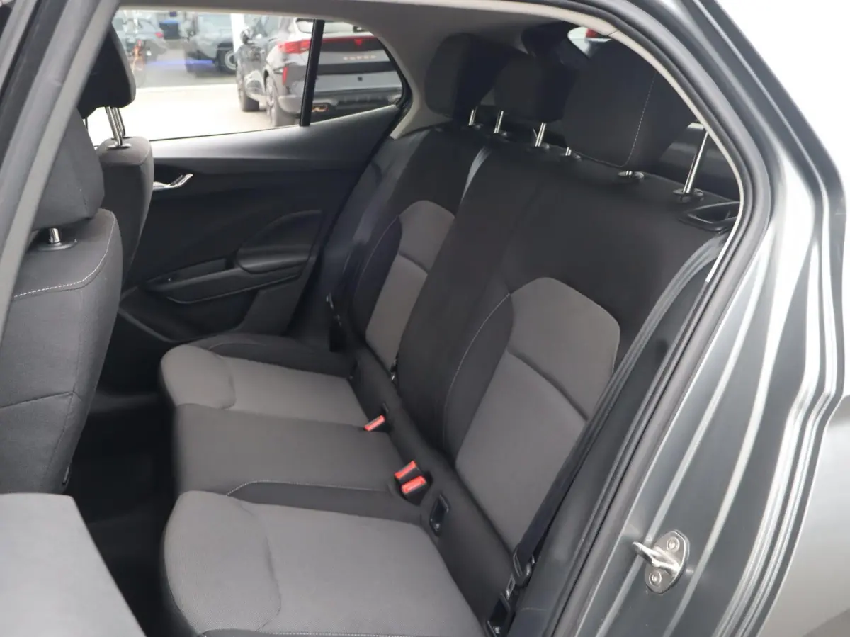1.0 TSI 95pk Business Edition | Android Auto / Apple CarPlay | Verwarmbare Voorstoelen