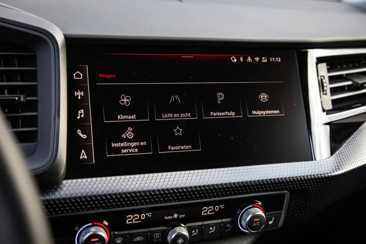 30 TFSI 115pk S-tronic Advanced Edition | Smartphone Interface | Stoelverwarming | LED Verlichting