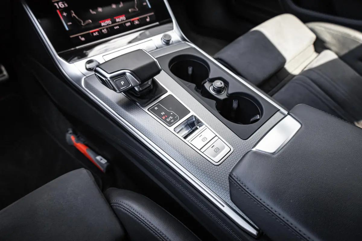 quattro 55 TFSI 340pk Pro Line Advanced | Panoramadak | Trekhaak | 20" Velgen | Adaptive Cruise | Leder/Alcantara Bekleding | Luchtvering
