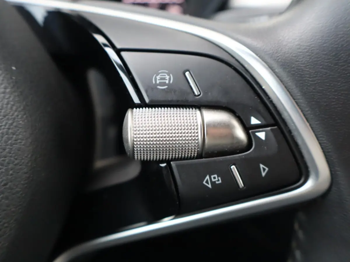 1.0 TSI 95pk Business Edition | Stoelverwaming | Apple Carplay/Android Auto | Achteruitrijcamea | Cruise Control