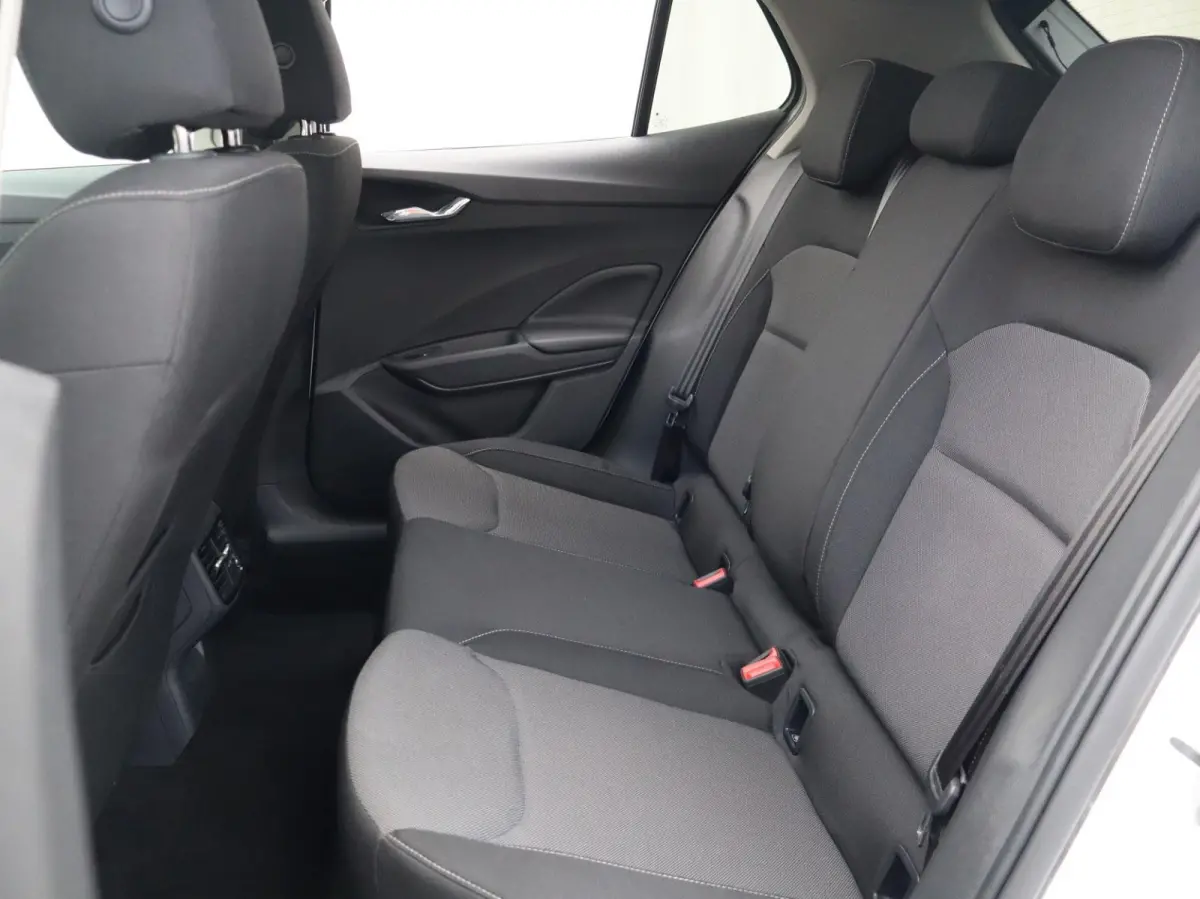 1.0 TSI 95pk Business Edition | Stoelverwaming | Apple Carplay/Android Auto | Achteruitrijcamea | Cruise Control
