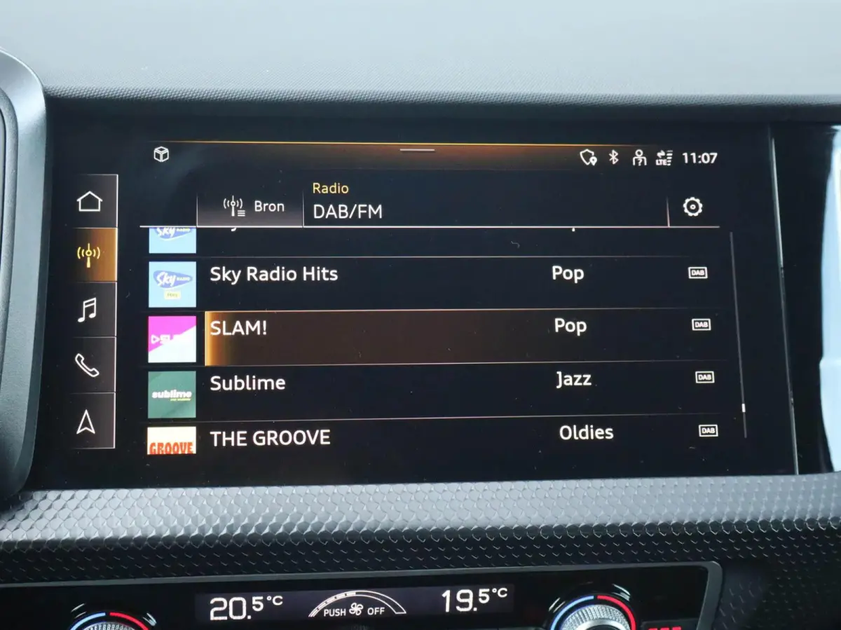 30 TFSI 115pk S-tronic Pro Line | Stoelverwarming | Apple Carplay/Android Auto | Cruise Control | Extra Getint Glas | 17'' LMV