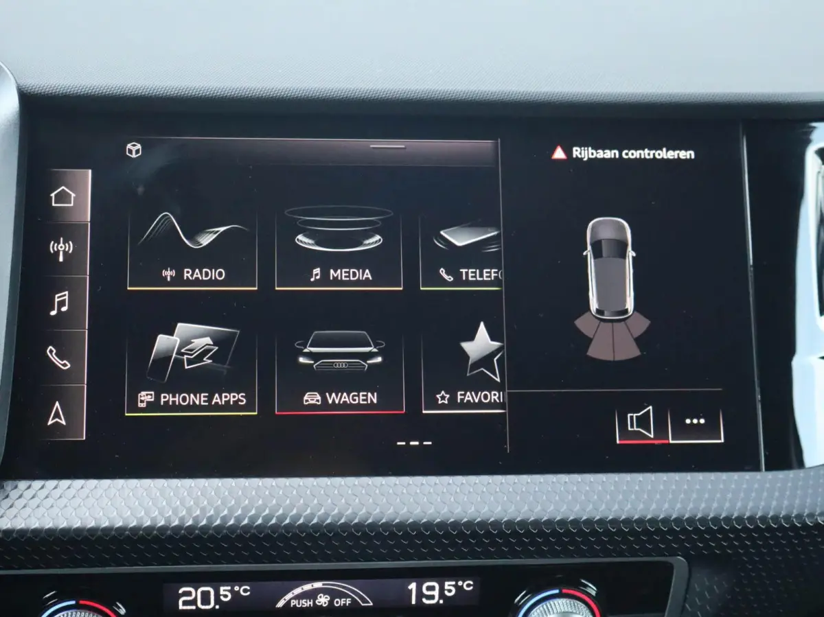 30 TFSI 115pk S-tronic Pro Line | Stoelverwarming | Apple Carplay/Android Auto | Cruise Control | Extra Getint Glas | 17'' LMV