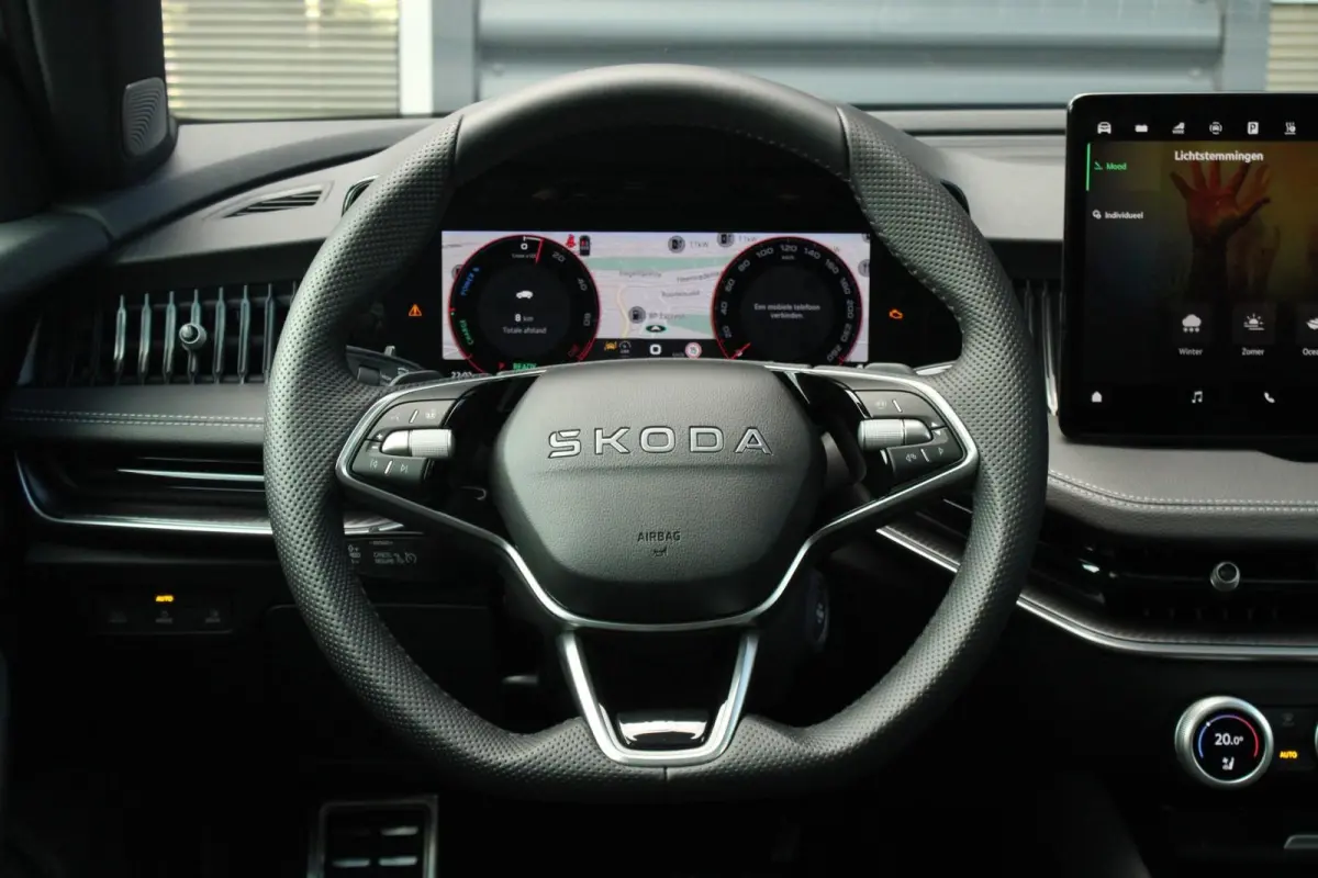 1.5 TSI 204pk PHEV Sportline Business | 19" Velgen | Winterpakket