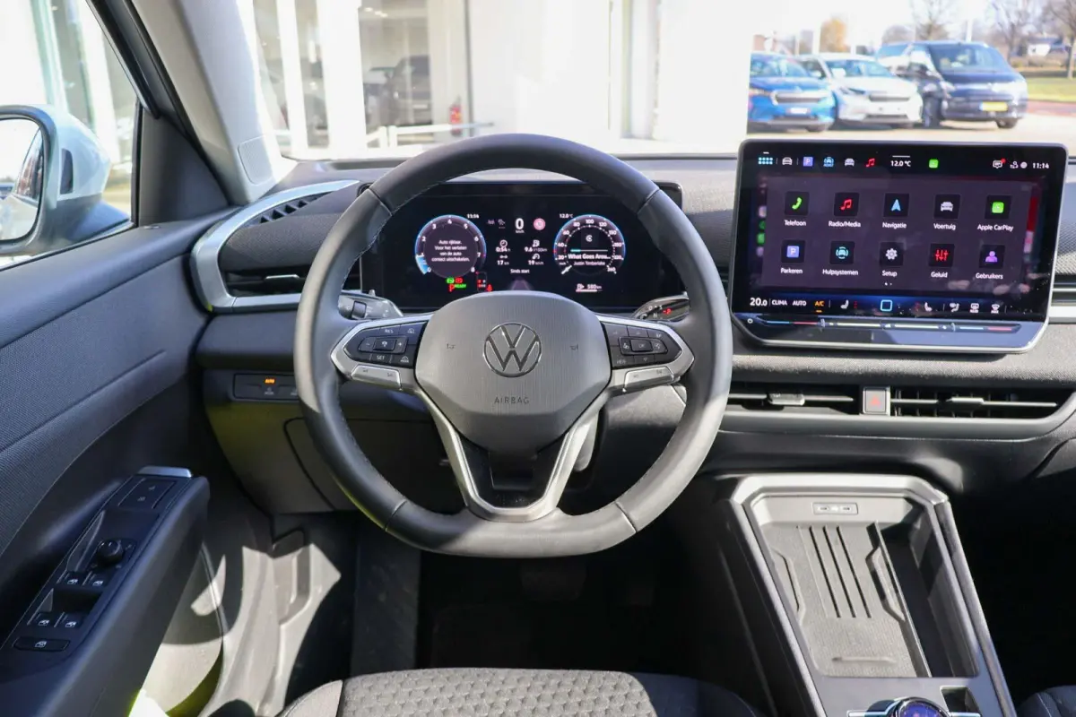 1.5 eTSI 116pk DSG Life First Edition | Stoel-/ Stuurwielverwarming | Dodehoek Detectie | Adaptive Cruise