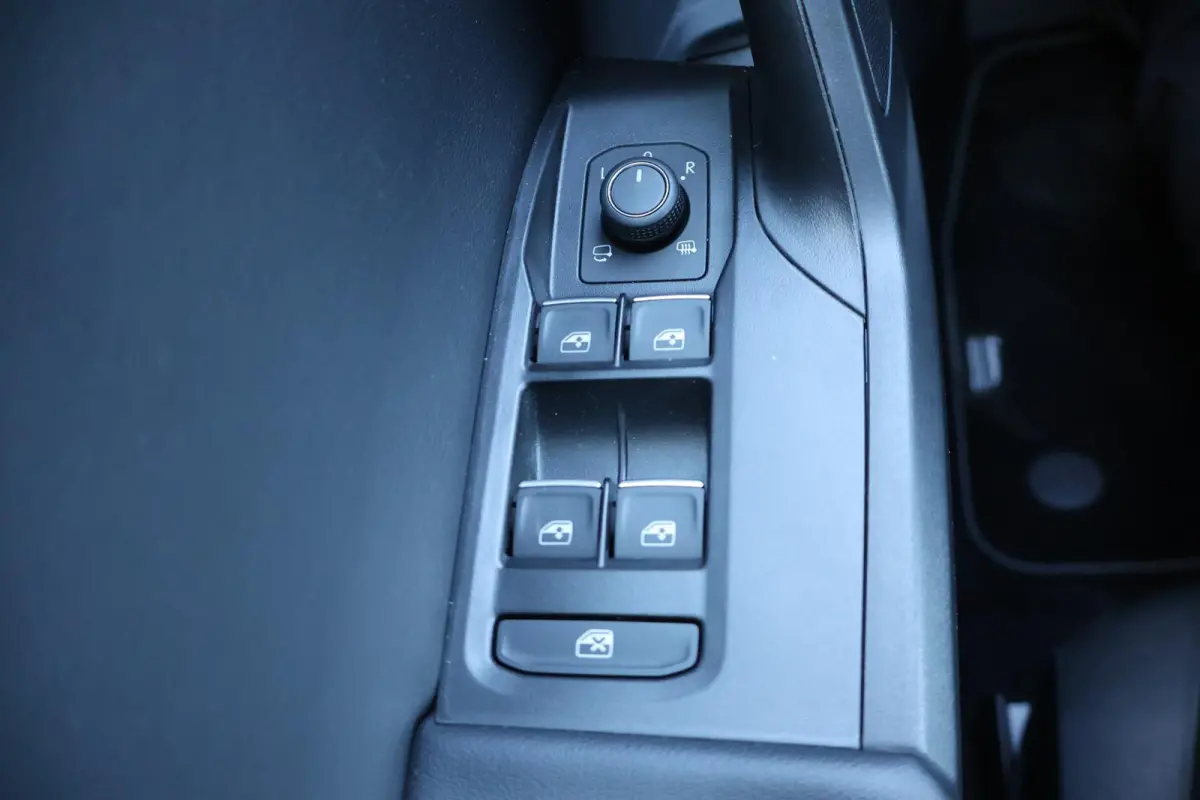 1.5 TSI 204pk e-Hybrid FR Business | Trekhaak Wegklapbaar | Stoelverwarming
