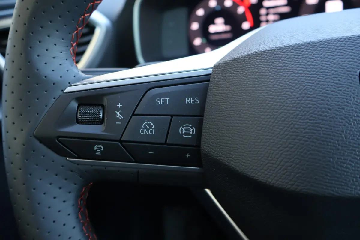 1.5 TSI 204pk e-Hybrid FR Business | Trekhaak Wegklapbaar | Stoelverwarming