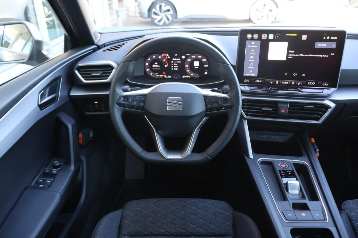 1.5 TSI 204pk e-Hybrid FR Business | Trekhaak Wegklapbaar | Stoelverwarming
