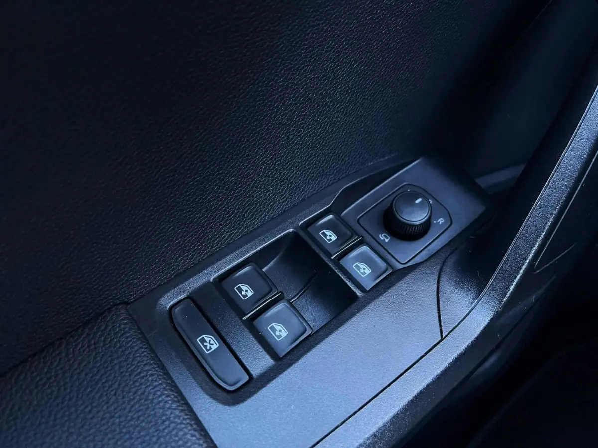 1.0 TSI 95pk Style | Full Link Navigatie | Cruise Control | Climate Control