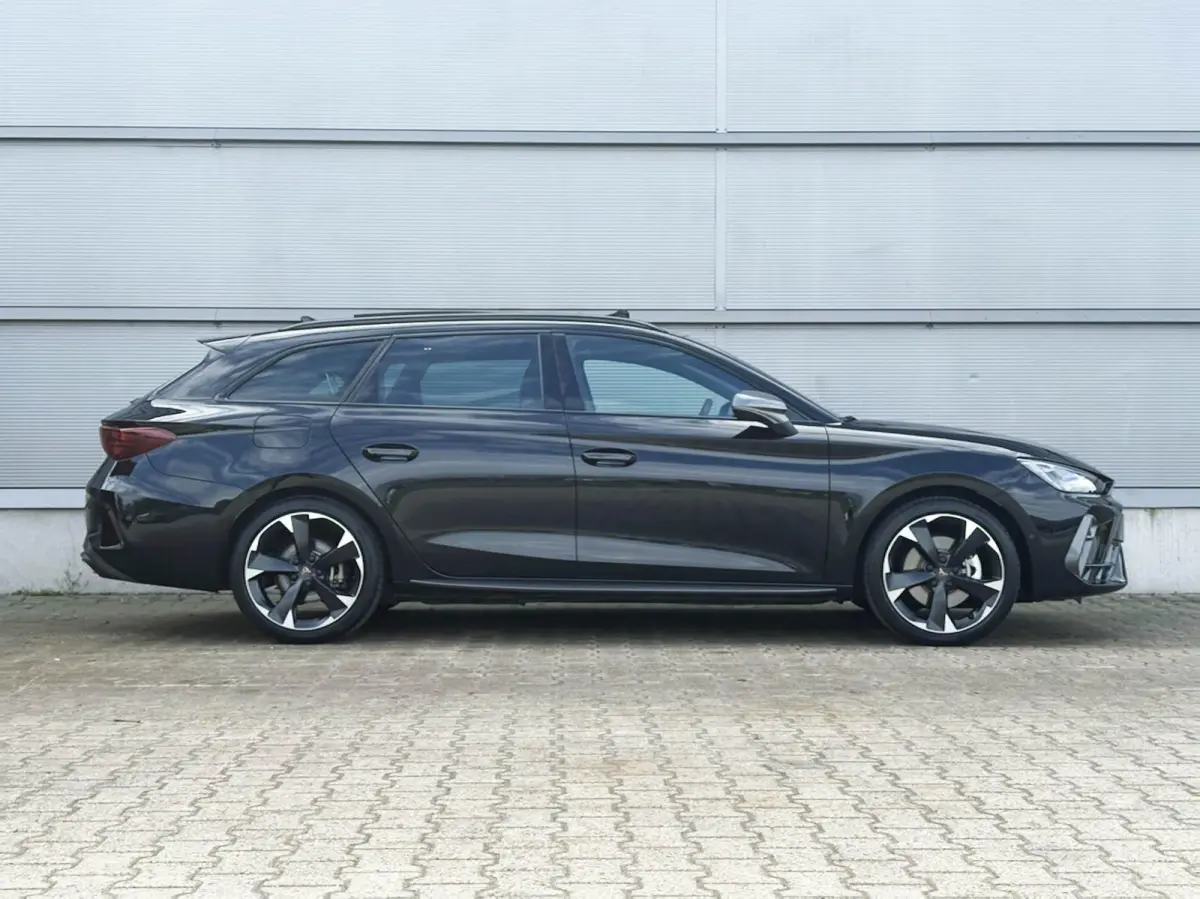 1.5 TSI 204pk e-Hybrid Business | SoH 100% | Sennheiser® | Panoramadak | Navigatie