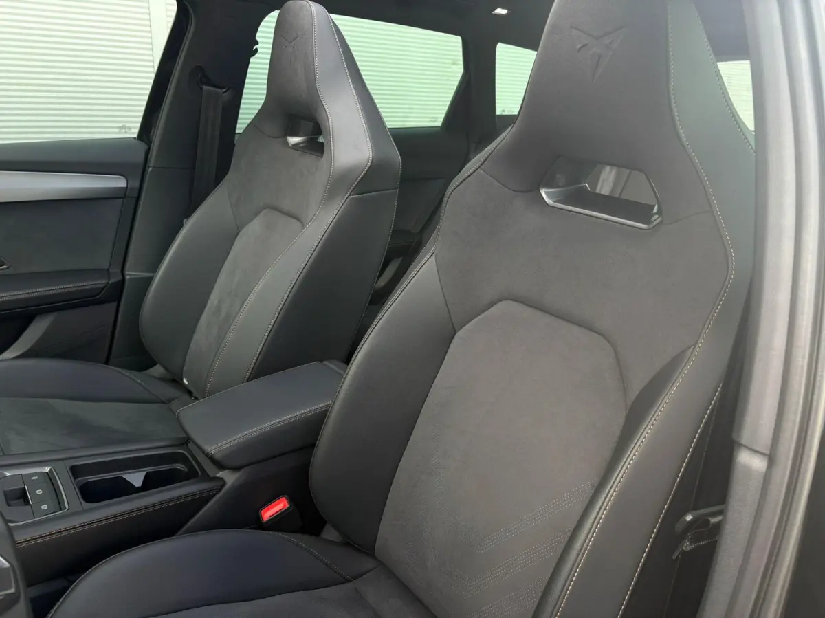 1.5 TSI 204pk e-Hybrid Business | SoH 100% | Sennheiser® | Panoramadak | Navigatie