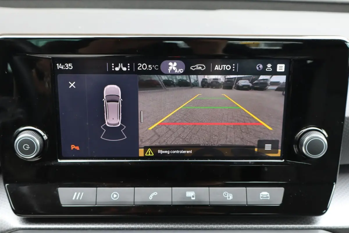 1.0 eTSI 110pk DSG Style | Stoel/Stuurverwarming | Achteruitrijcamera | Virtual Cockpit