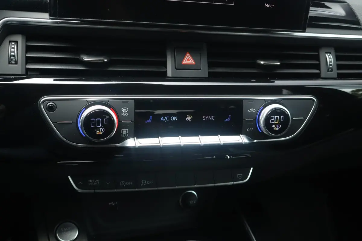 35 TFSI 150pk S-tronic S Edition Competition | Navigatie | Elektr. Achterklep | Lichtpakket | 18" Velgen