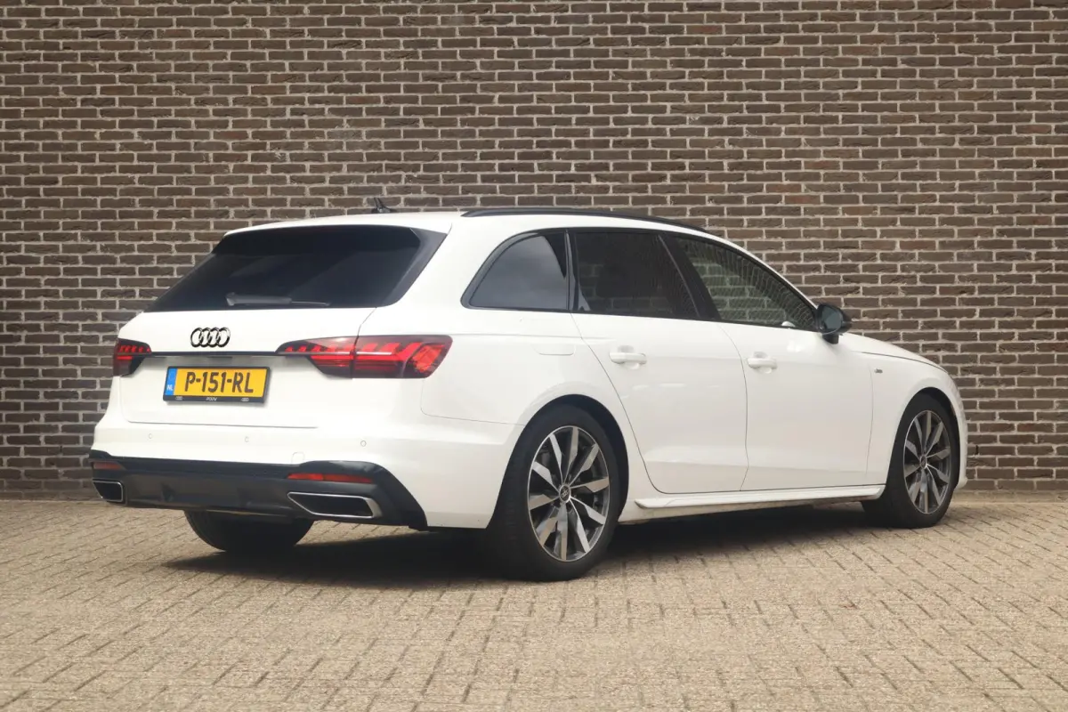 35 TFSI 150pk S-tronic S Edition Competition | Navigatie | Elektr. Achterklep | Lichtpakket | 18" Velgen