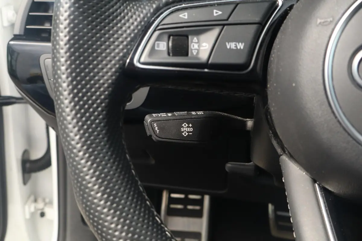 35 TFSI 150pk S-tronic S Edition Competition | Navigatie | Elektr. Achterklep | Lichtpakket | 18" Velgen