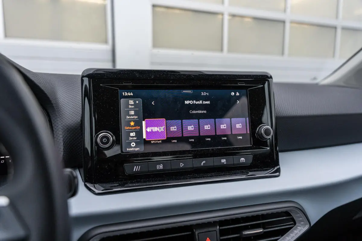 1.0 EcoTSI 95pk Reference | Apple Carplay/Android Auto | Parkeersensor Achter