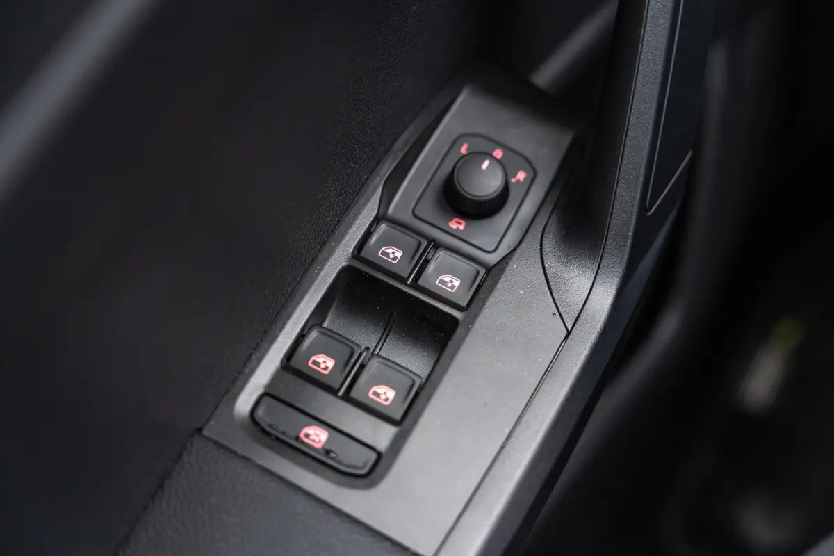 1.0 EcoTSI 95pk Reference | Apple Carplay/Android Auto | Parkeersensor Achter
