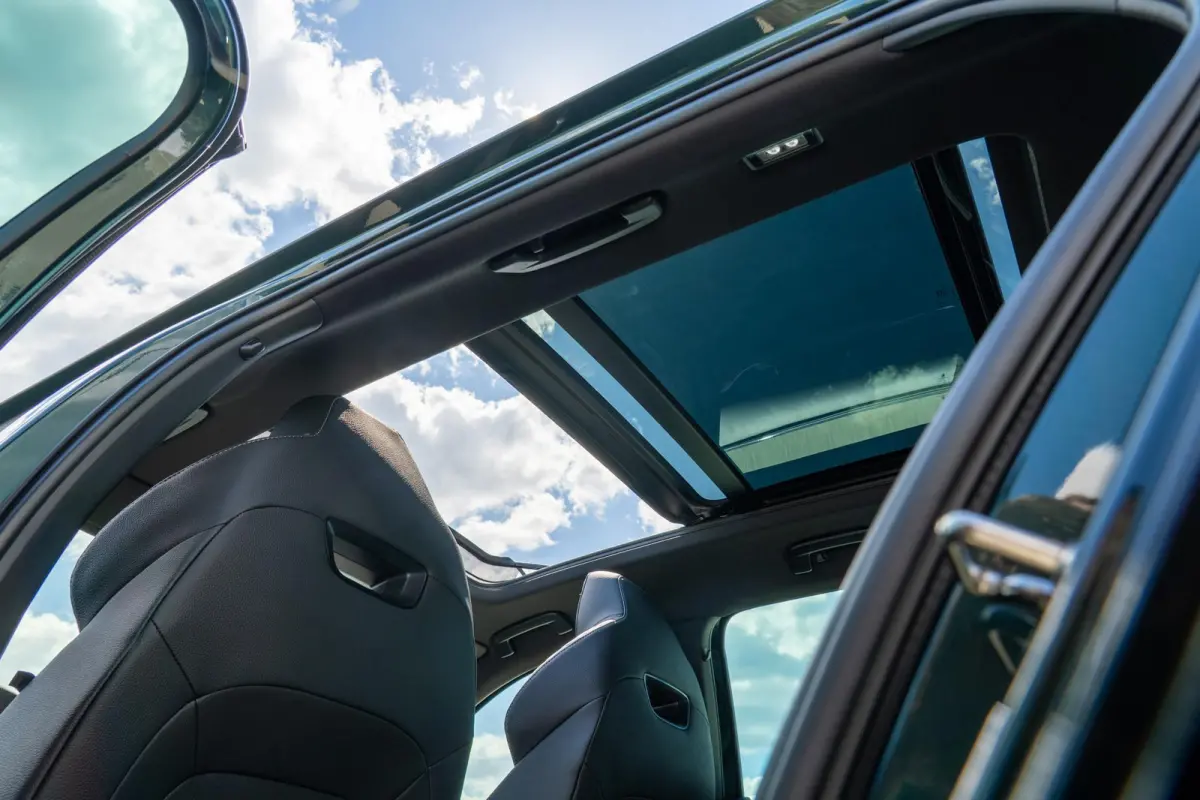 1.5 TSI 150pk DSG MHEV Sportline Business | Panoramadak | LMV 19" | Soundsysteem Canton