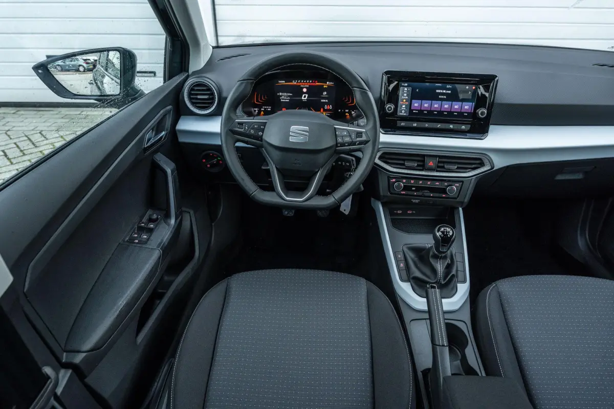 1.0 EcoTSI 95pk Style |  Apple Carplay/Android Auto | 16" Velgen