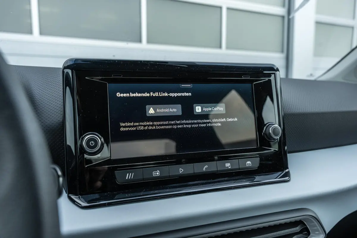 1.0 EcoTSI 95pk Style |  Apple Carplay/Android Auto | 16" Velgen