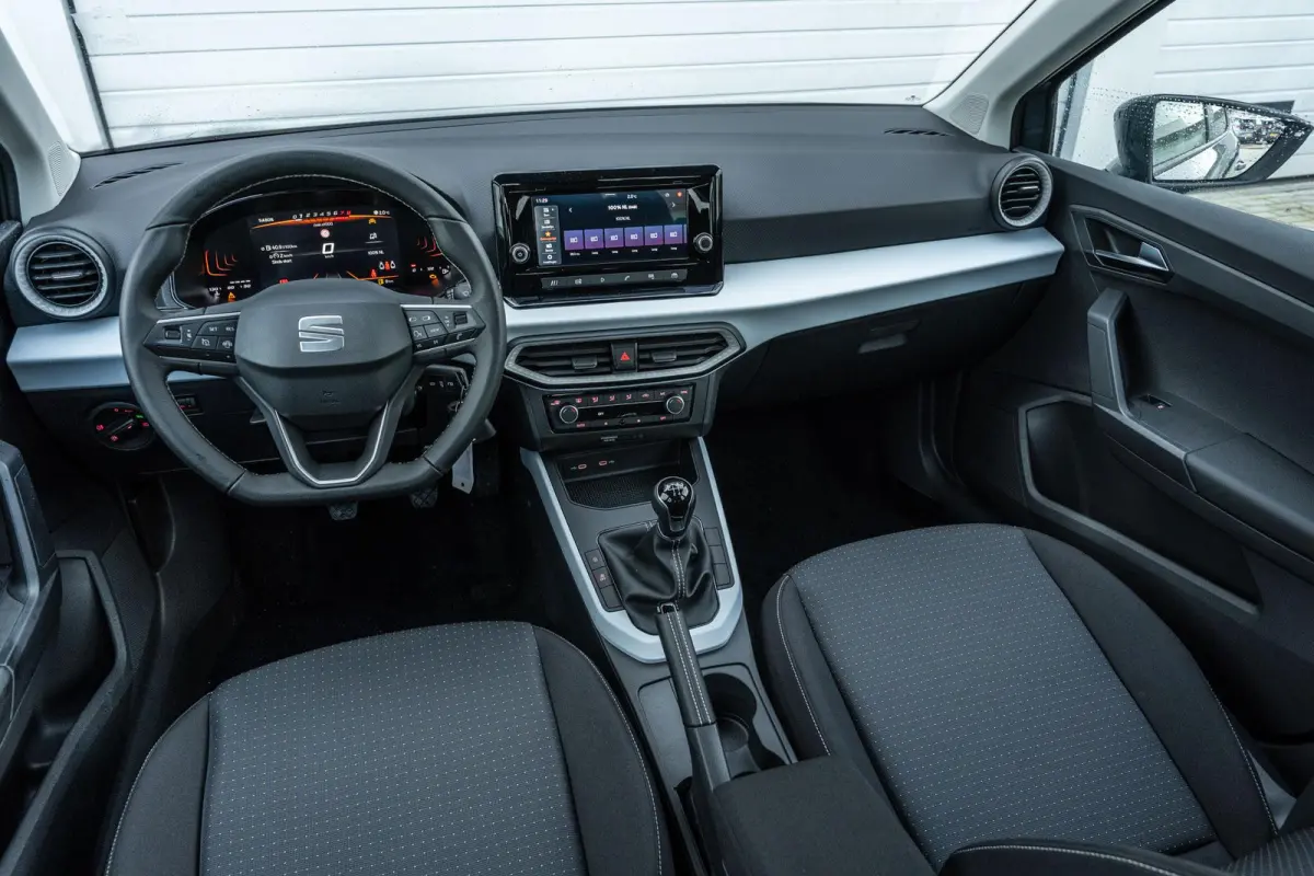 1.0 EcoTSI 95pk Style |  Apple Carplay/Android Auto | 16" Velgen