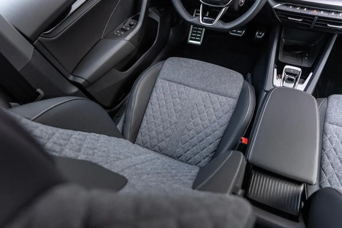 1.5 TSI 150pk DSG MHEV Sportline Business | Trekhaak | Matrix LED | Adaptive Cruise