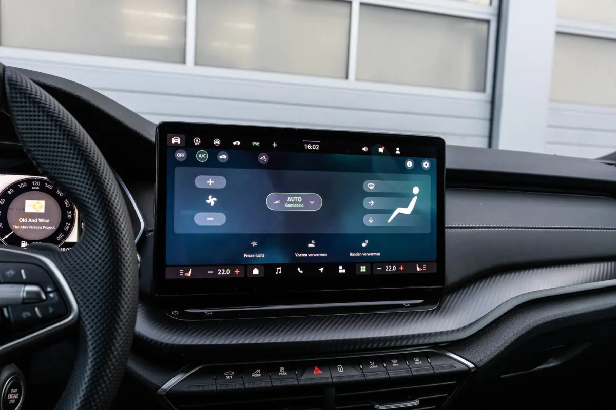 1.5 TSI 150pk DSG MHEV Sportline Business | Trekhaak | Matrix LED | Adaptive Cruise