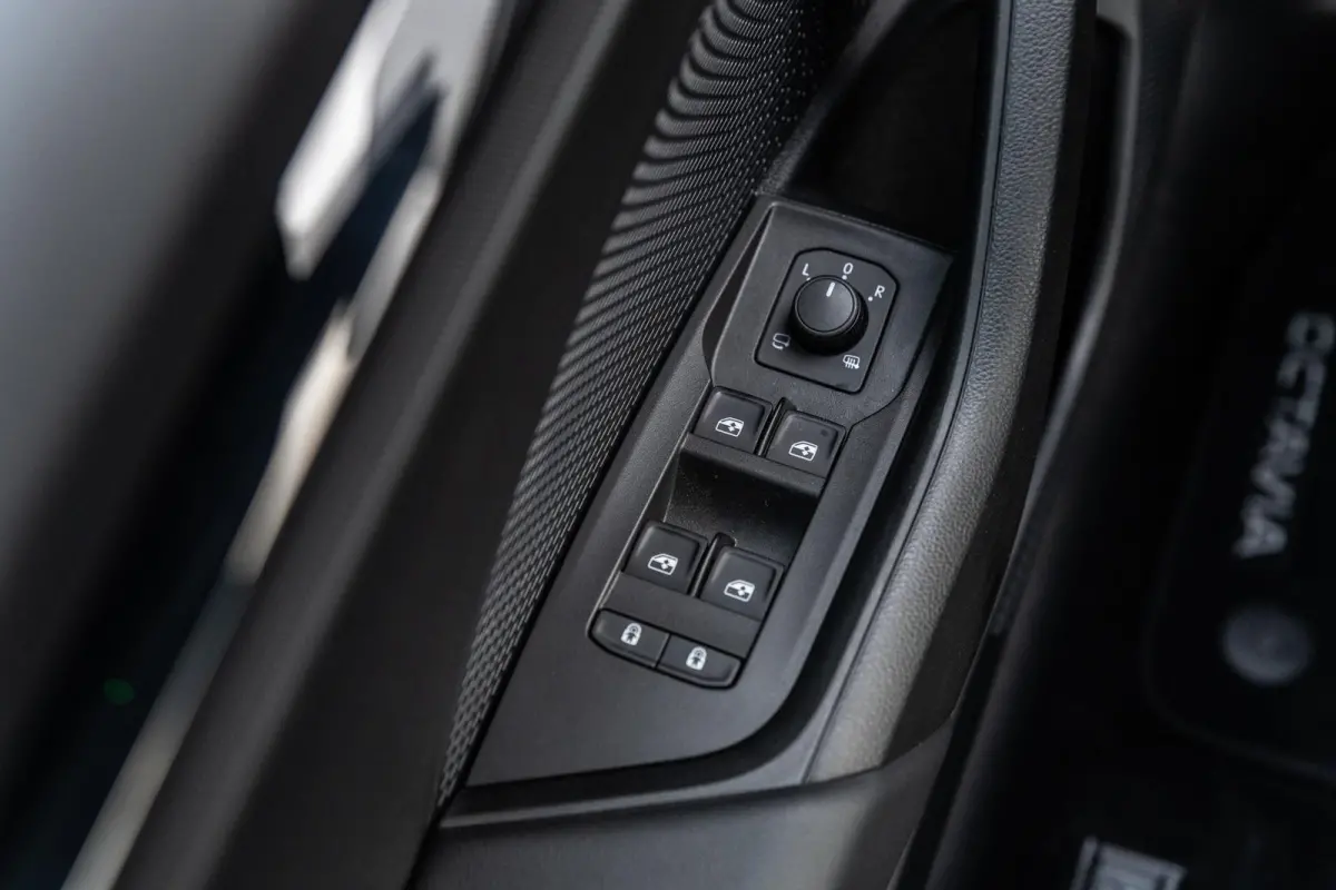 1.5 TSI 150pk DSG MHEV Sportline Business | Trekhaak | Matrix LED | Adaptive Cruise
