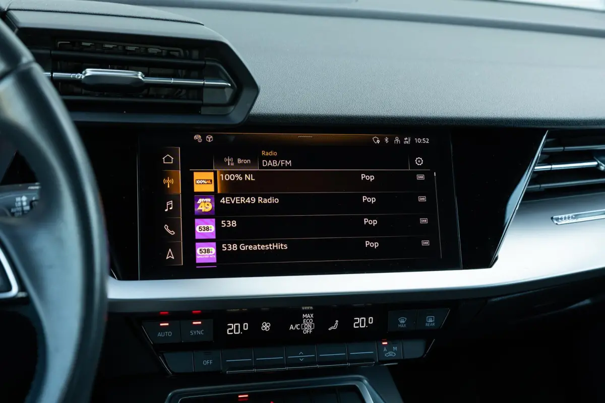 30 TFSI 110pk S-tronic Advanced Edition | Sportstoelen | Navigatie | Full LED | Smartphone interface