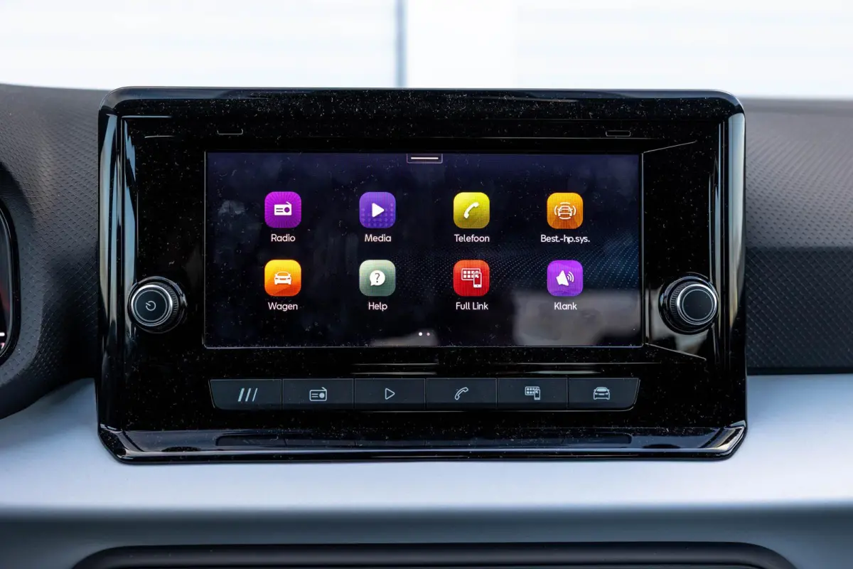 1.0 EcoTSI 95pk Reference | Apple Carplay/Android Auto | 16" Velgen