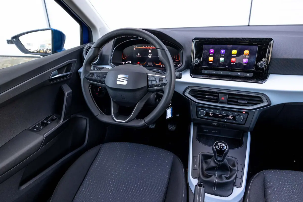 1.0 EcoTSI 95pk Reference | Apple Carplay/Android Auto | 16" Velgen