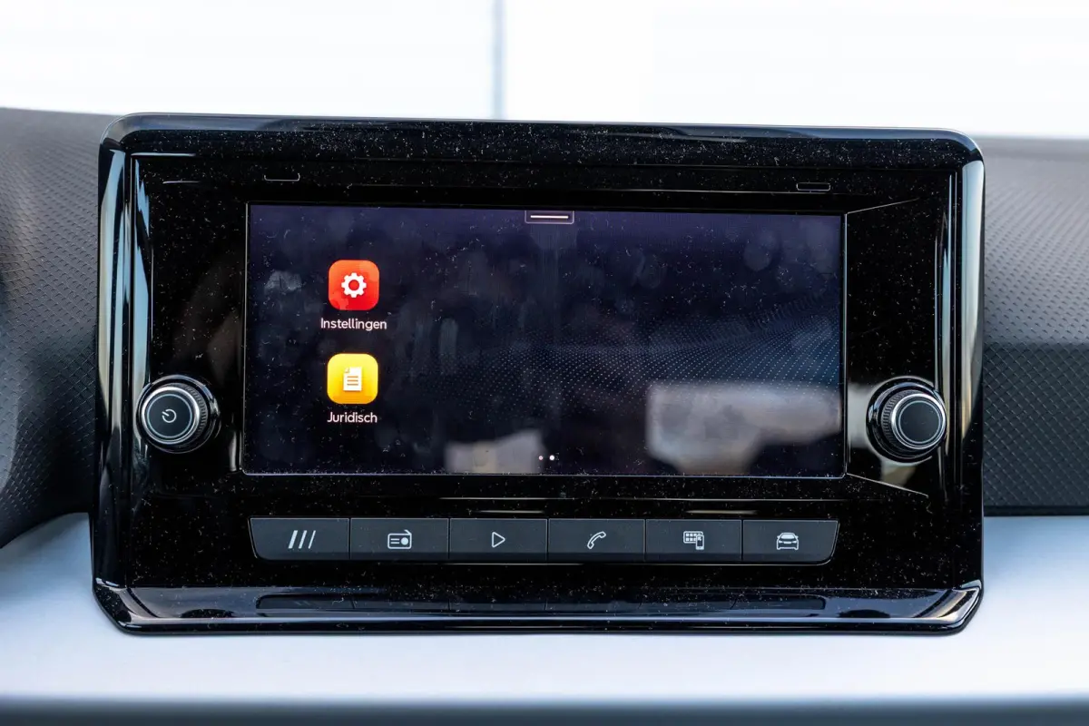 1.0 EcoTSI 95pk Reference | Apple Carplay/Android Auto | 16" Velgen