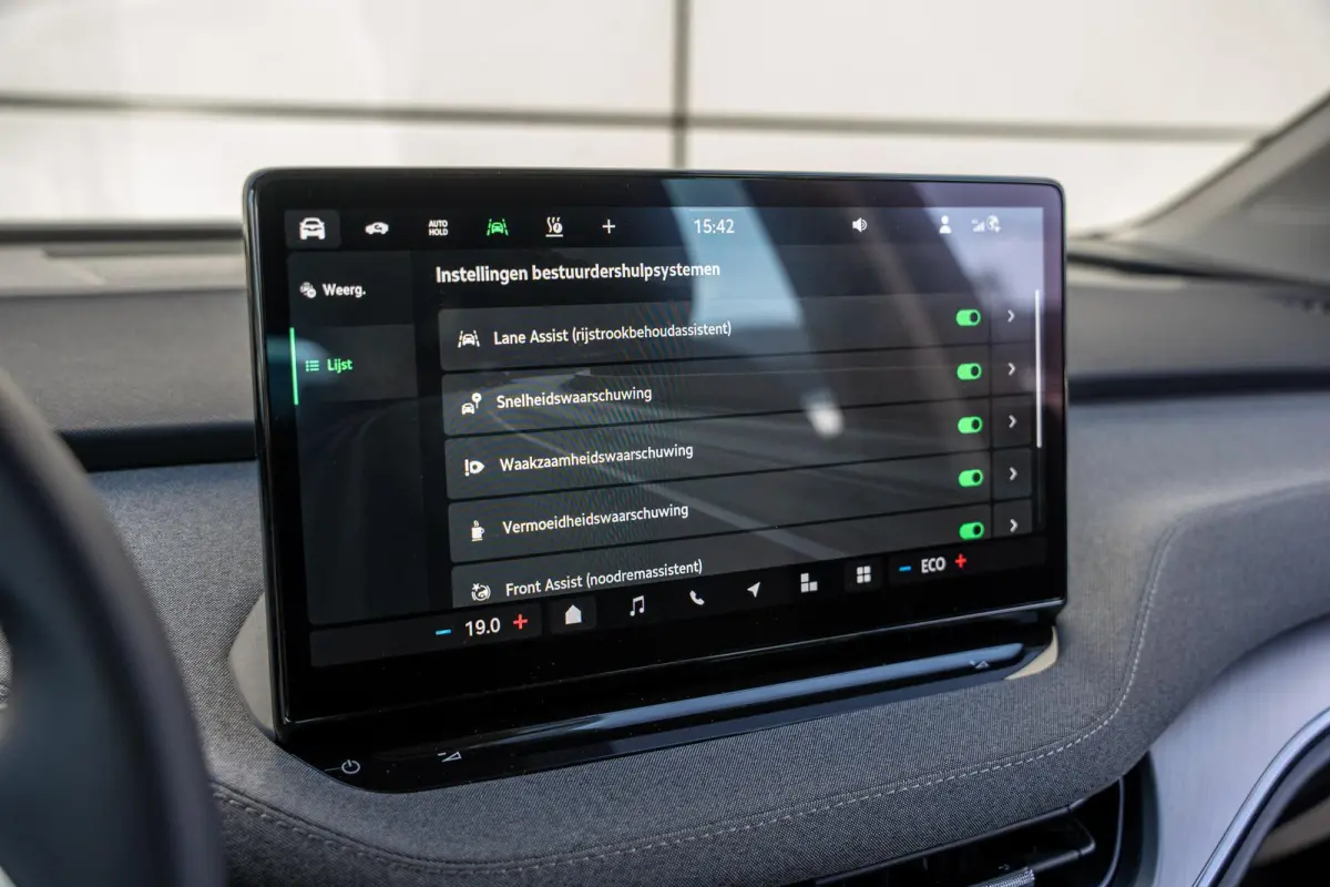 50 170pk Selection | Apple Carplay/Android Auto