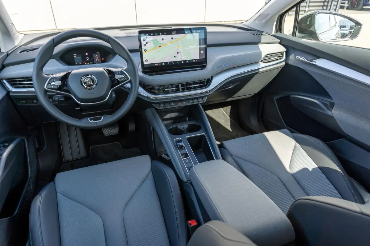 50 170pk Selection | Apple Carplay/Android Auto