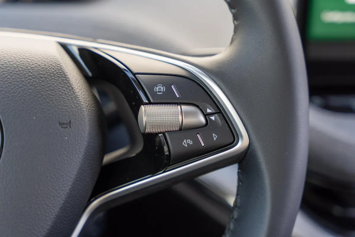 50 170pk Selection | Apple Carplay/Android Auto