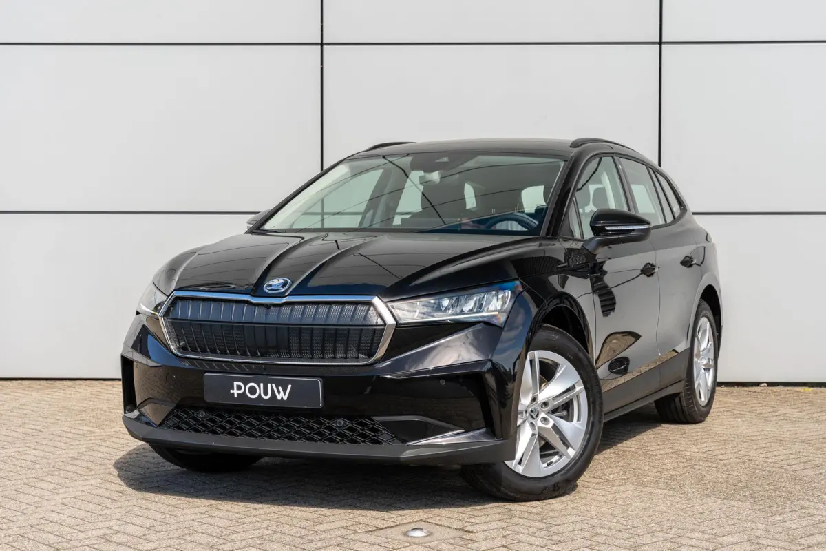 50 170pk Selection | Apple Carplay/Android Auto