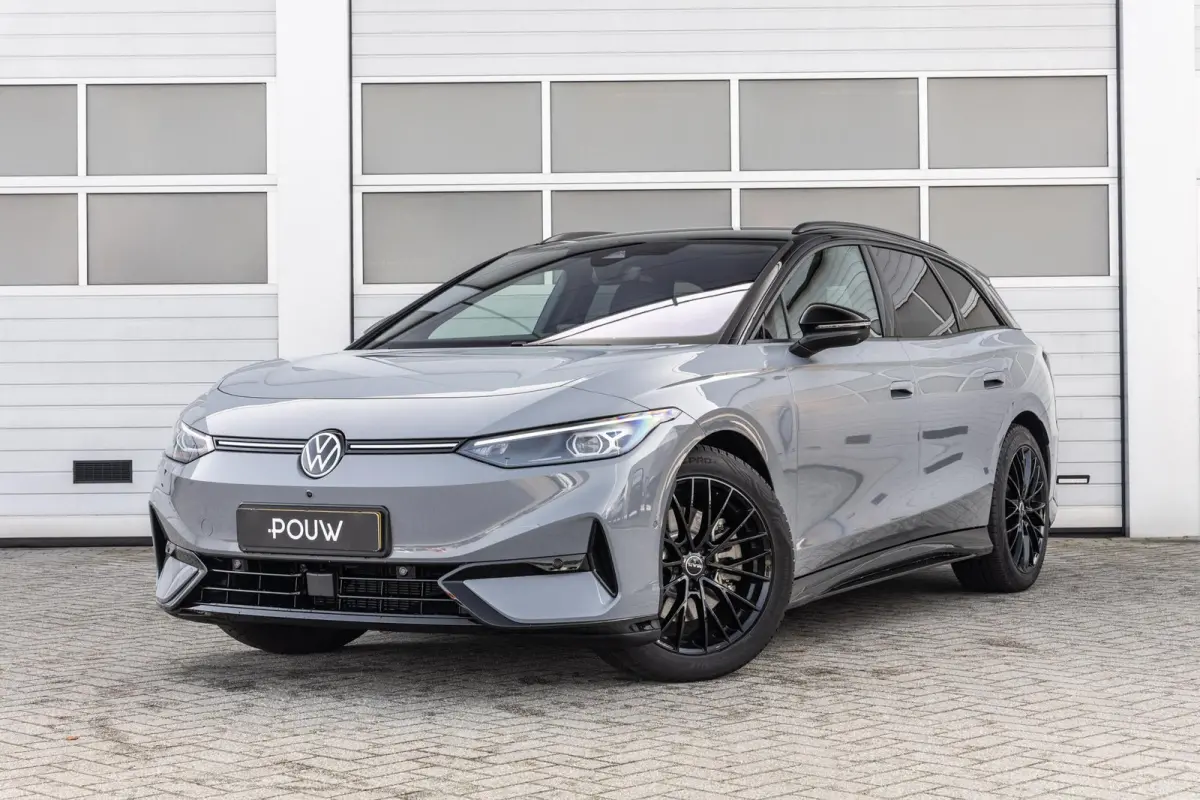 286pk Limited Edition 77 kWh | 20" Velgen | Head-up