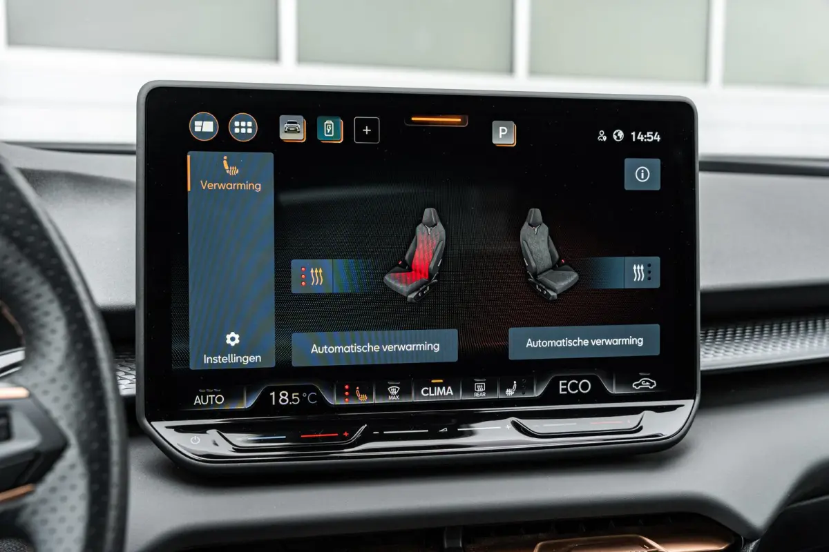 1.5 TSI e-Hybrid 272pk VZ Performance | SoH 100% | Trekhaak | Panoramadak | Sennheiser | 360 Camera