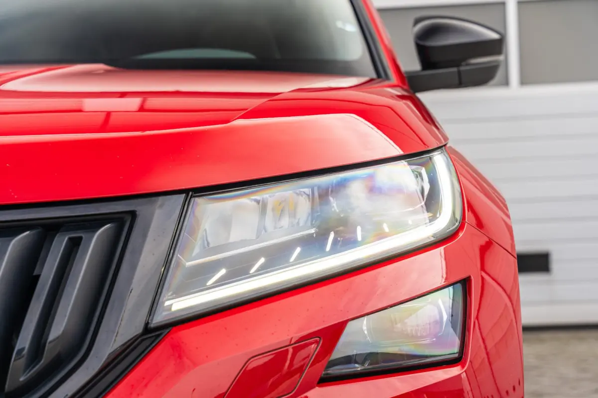 1.5 TSI 150pk DSG Sportline Business | Navigatie | Stoelverwarming | Achteruitrijcamera | 20" Velgen |  Keyless