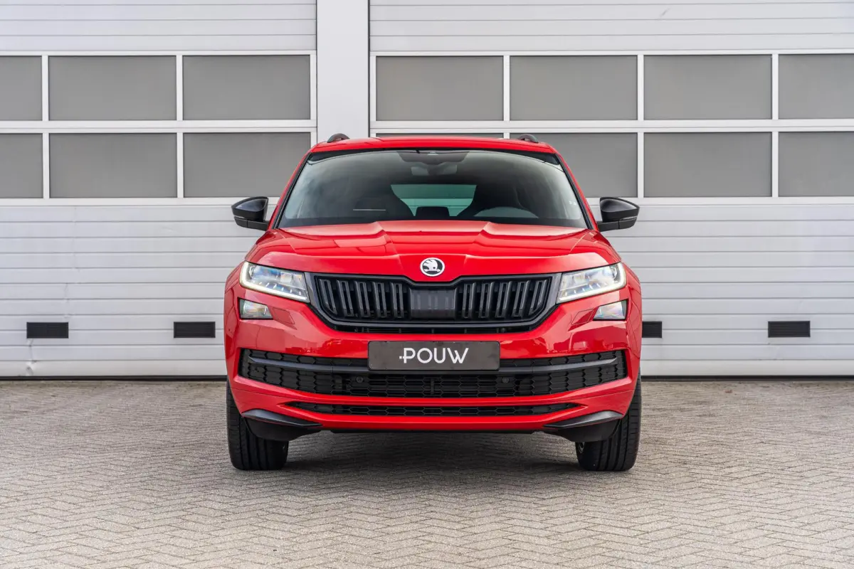 1.5 TSI 150pk DSG Sportline Business | Navigatie | Stoelverwarming | Achteruitrijcamera | 20" Velgen |  Keyless