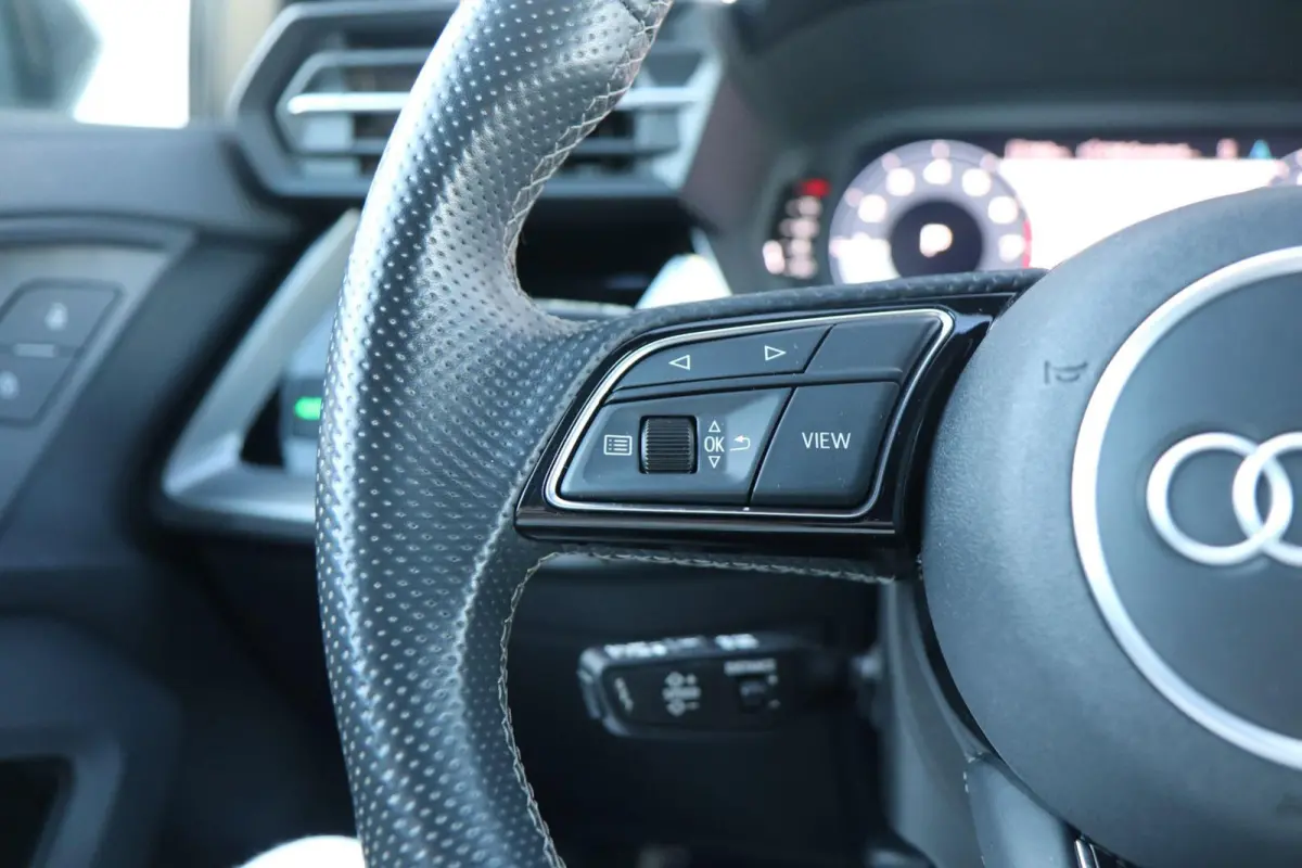 30 TFSI 110pk S-tronic S edition | Apple Carplay/Android Auto | Parkeerhulp Achter | Cruise Control