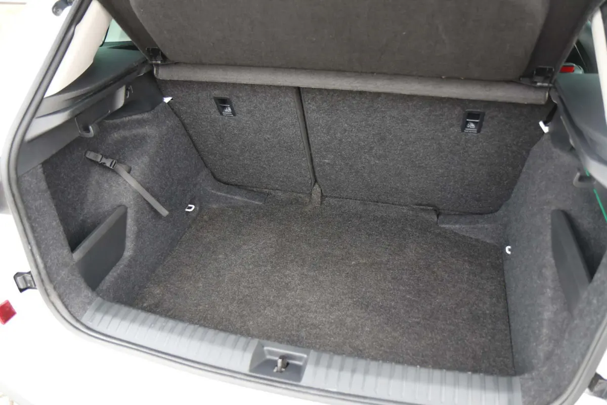 1.0 TSI 115pk DSG Business Edition | App Connect | Achteruitrijcamera | Climate Control | Stoelverwarming