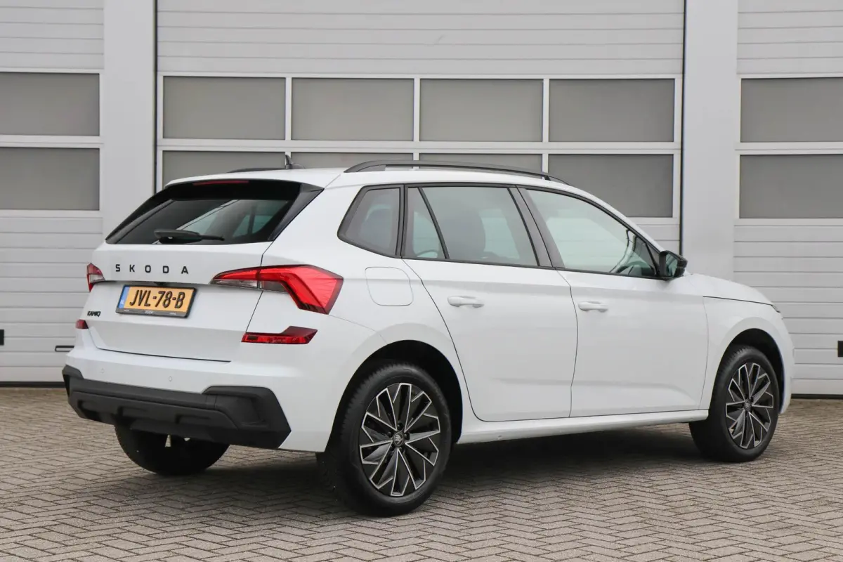 1.0 TSI 115pk DSG Business Edition | App Connect | Achteruitrijcamera | Climate Control | Stoelverwarming