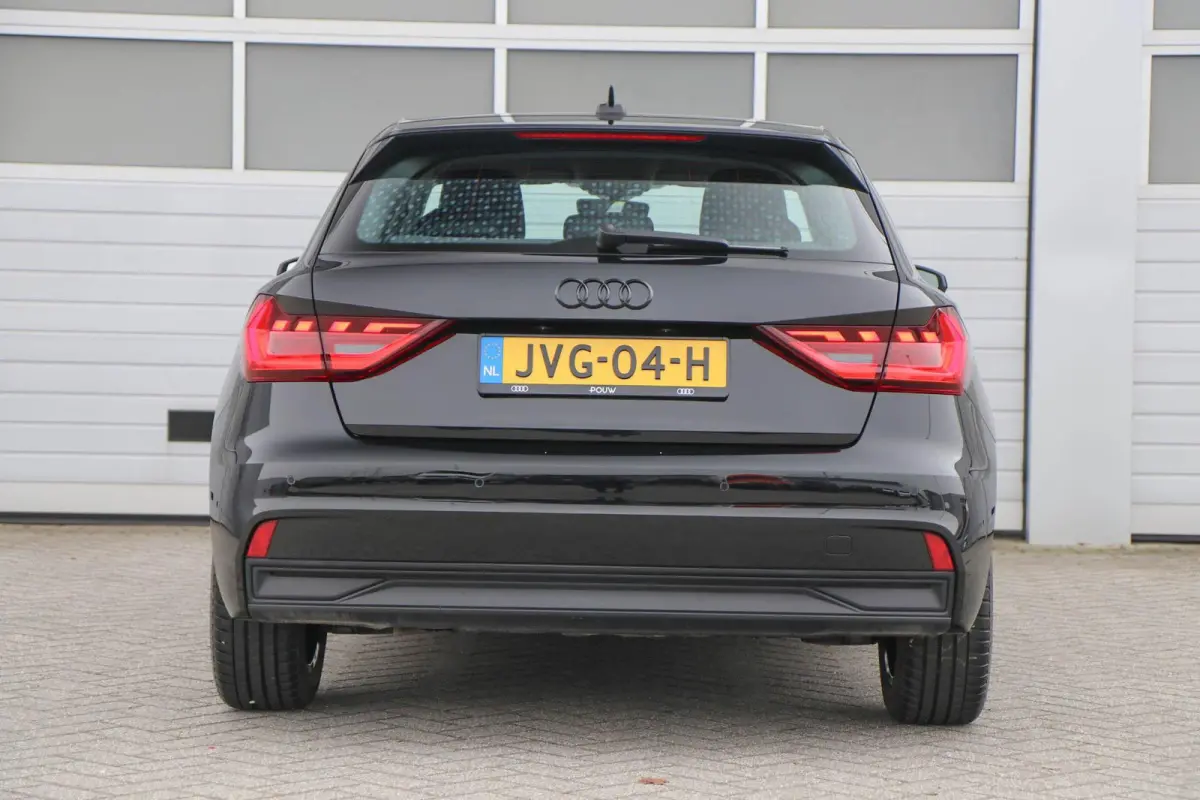 30 TFSI 116pk S-tronic Advanced edition | Stoelverwarming | Autom. Airco | Parkeersensoren Rondom
