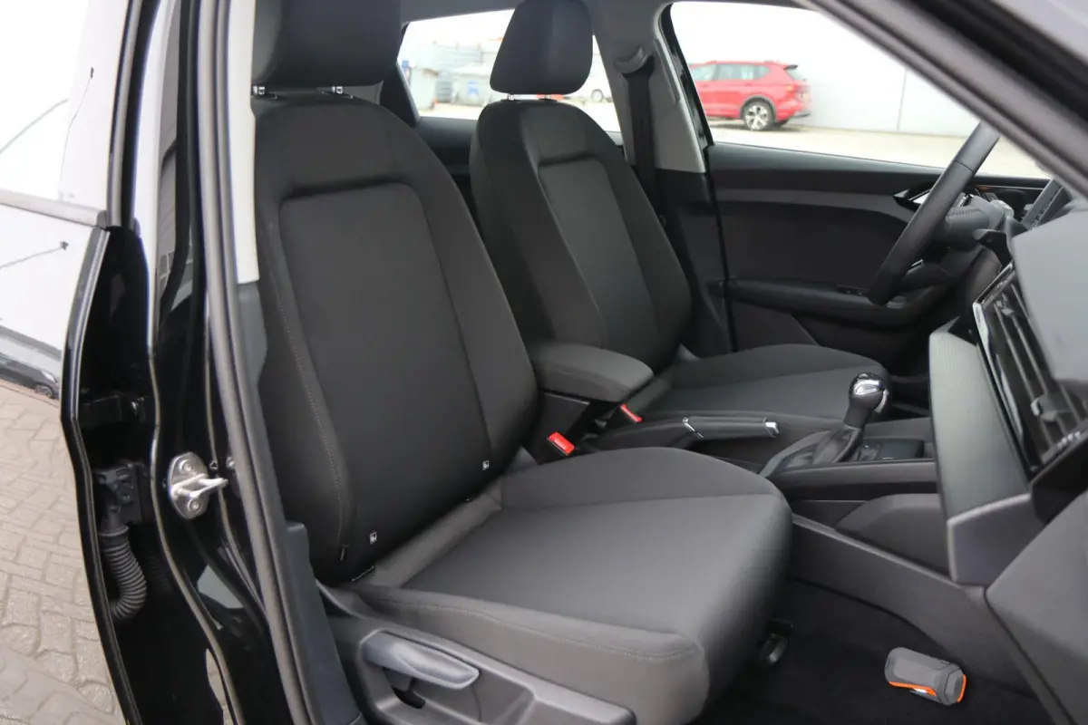 30 TFSI 116pk S-tronic Advanced edition | Stoelverwarming | Autom. Airco | Parkeersensoren Rondom
